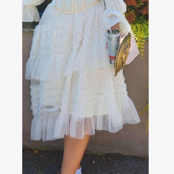 Luxe Cream High Waisted Mesh Flowy Skirt - Picture 2 of 8